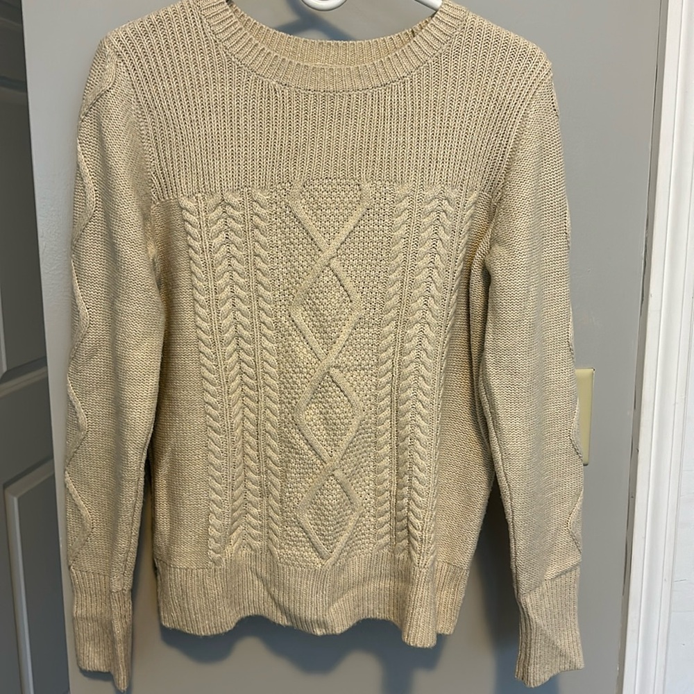 St John’s Bay Cable Knit Sweater - M